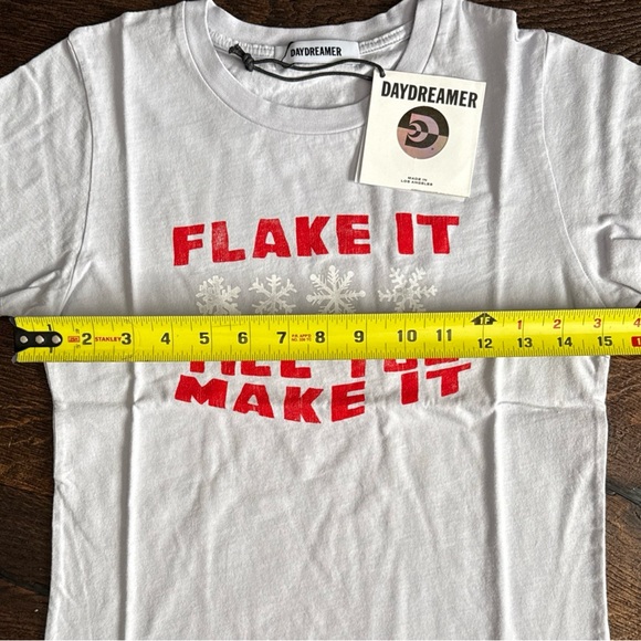 Daydreamer FLAKE IT TILL YOU MAKE IT HEADLINER TEE Size Small NWT - Picture 6 of 6